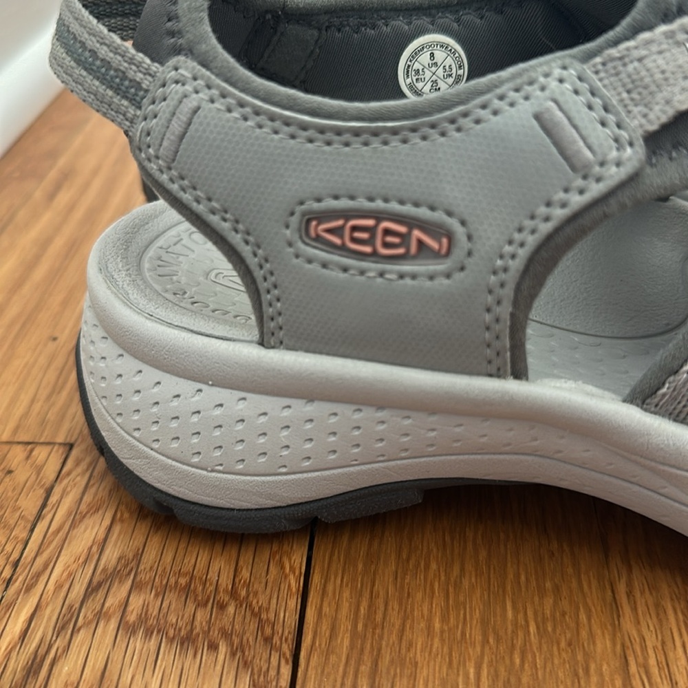 Keen Astoria West Gray and Pink Sandals - Picture 2 of 7